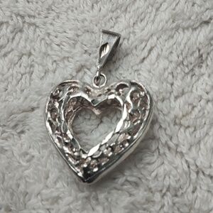 Sterling Silver Filigree Puffed Heart.